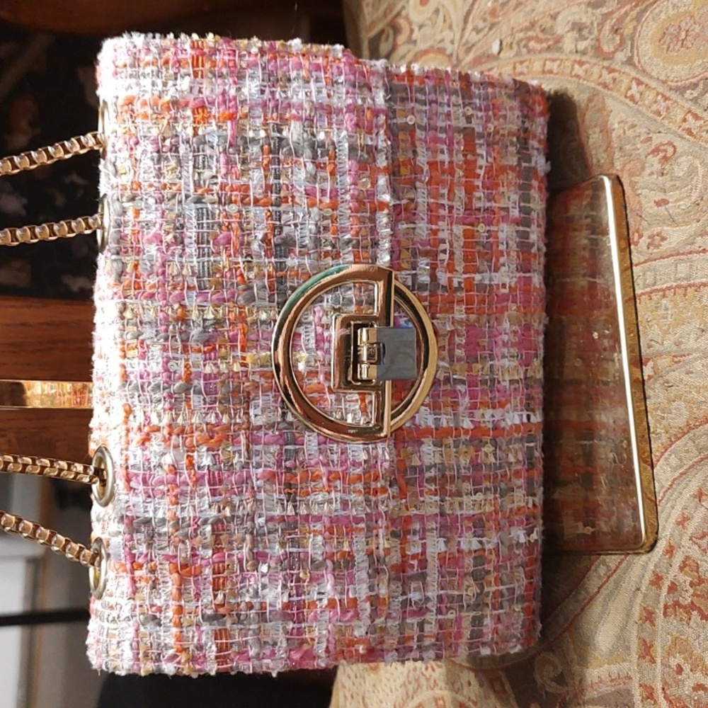 Unbranded Pink tweed Fashion Front Flap Bag with Convertible gold Chain NWOT